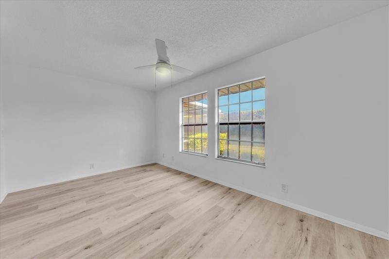 Image 30 of 38 For 123 Amherst Ln  123