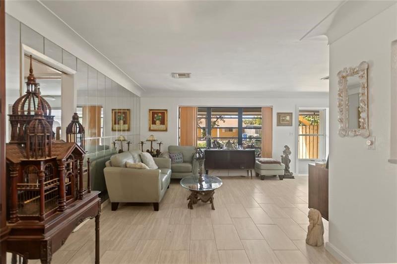 Image 13 of 32 For 497 47th Ct  