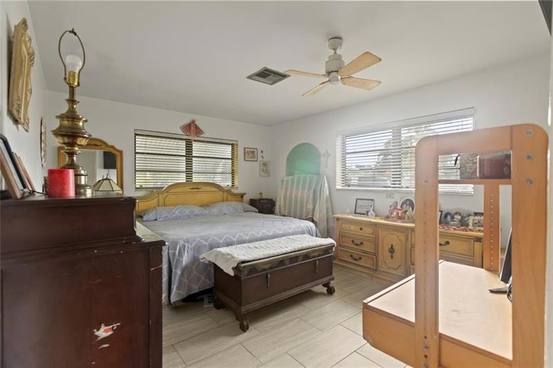 Image 31 of 32 For 497 47th Ct  