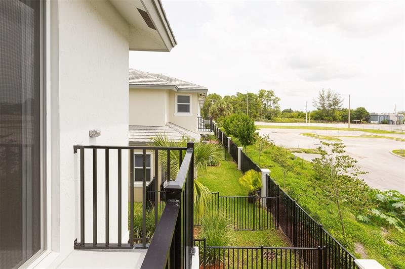 Image 24 of 31 For 6975 Pines Circle  33