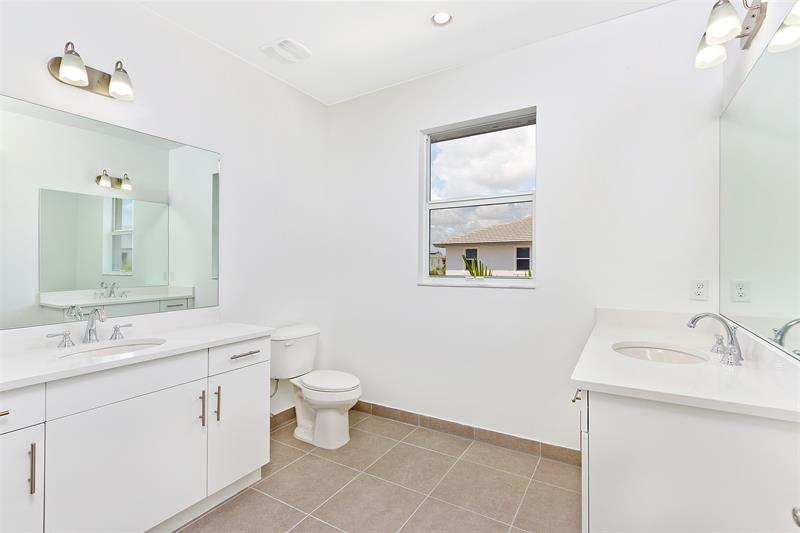 Image 24 of 32 For 6969 Pines Circle  31