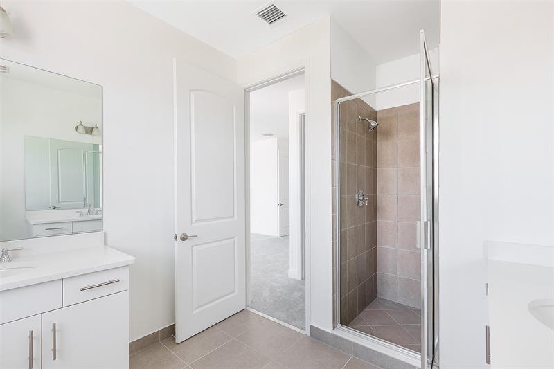 Image 25 of 32 For 6969 Pines Circle  31