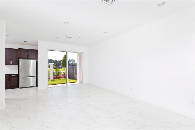 Image 9 of 32 For 6969 Pines Circle  31