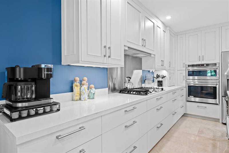 Image 10 of 37 For 122 16th Ter