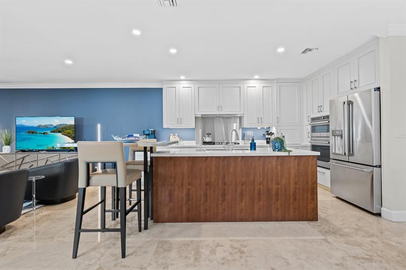 Image 12 of 37 For 122 16th Ter