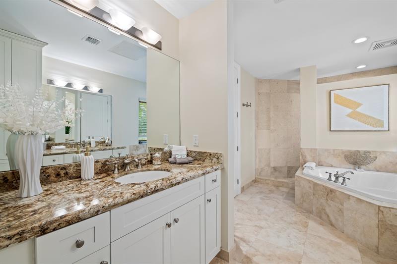 Image 19 of 37 For 122 16th Ter