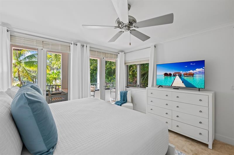 Image 26 of 37 For 122 16th Ter