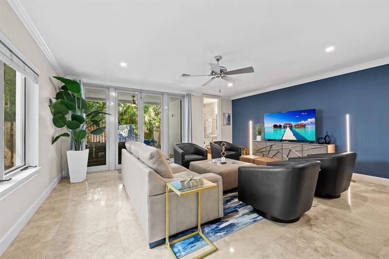 Image 7 of 37 For 122 16th Ter