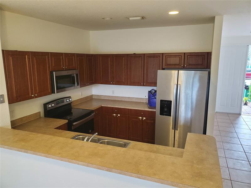 Image 5 of 11 For 8308 Prestige Commons Dr