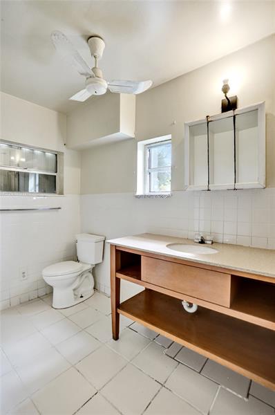 Image 16 of 23 For 1318 11th Pl