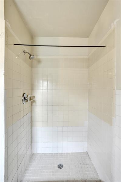 Image 17 of 23 For 1318 11th Pl