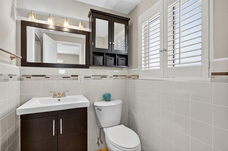 Image 22 of 57 For 3201 12th St  C2