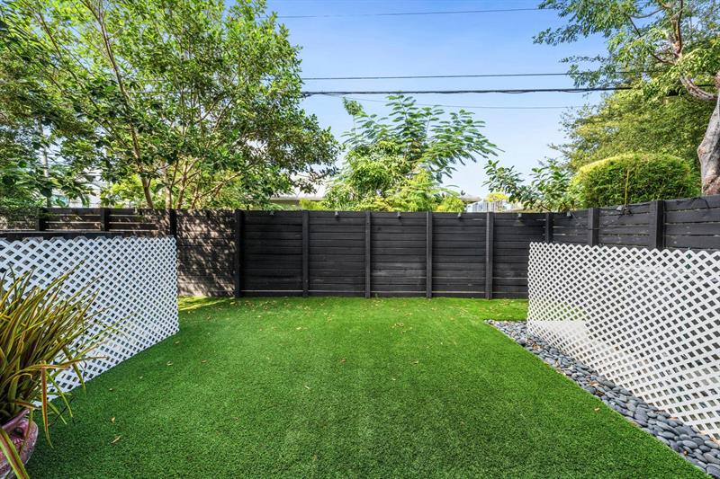 Image 30 of 31 For 619 10th St  N-a