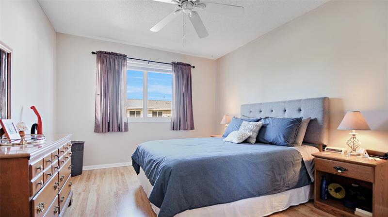 Image 12 of 18 For 6263 19th Ave  923