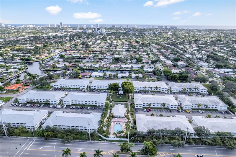 Image 18 of 18 For 6263 19th Ave  923