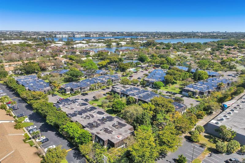 Image 15 of 21 For 3123 Oakland Shores Dr  D104