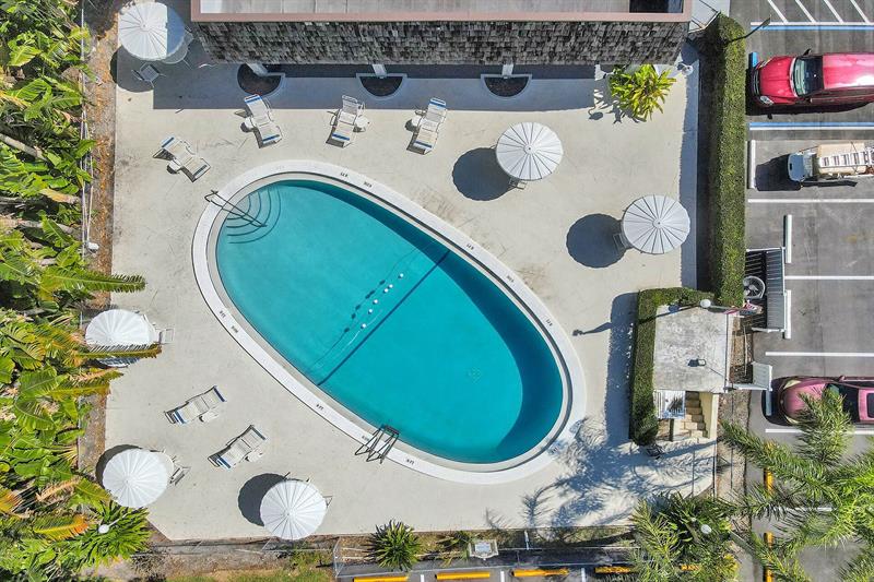 Image 16 of 21 For 3123 Oakland Shores Dr  D104