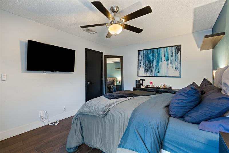 Image 20 of 33 For 151 115th Ave  405