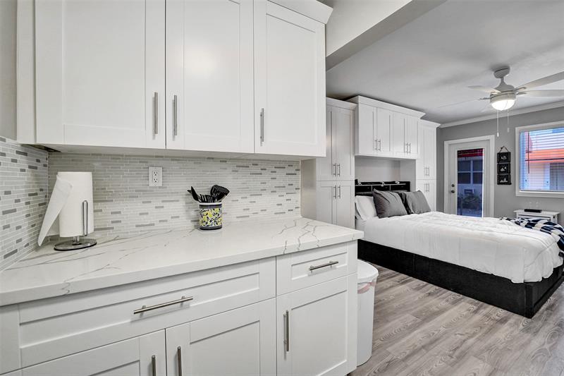 Image 10 of 23 For 329 Connecticut St  107