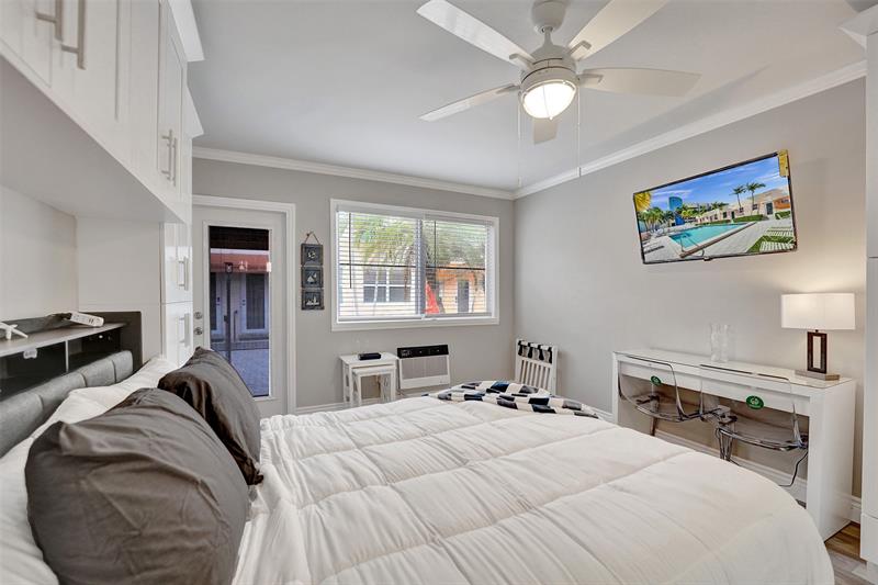 Image 22 of 23 For 329 Connecticut St  107