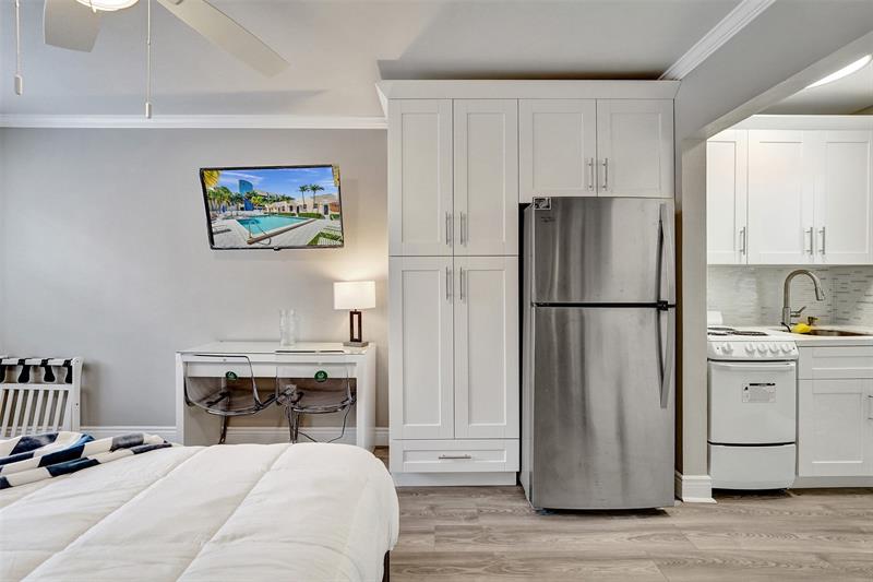 Image 23 of 23 For 329 Connecticut St  107