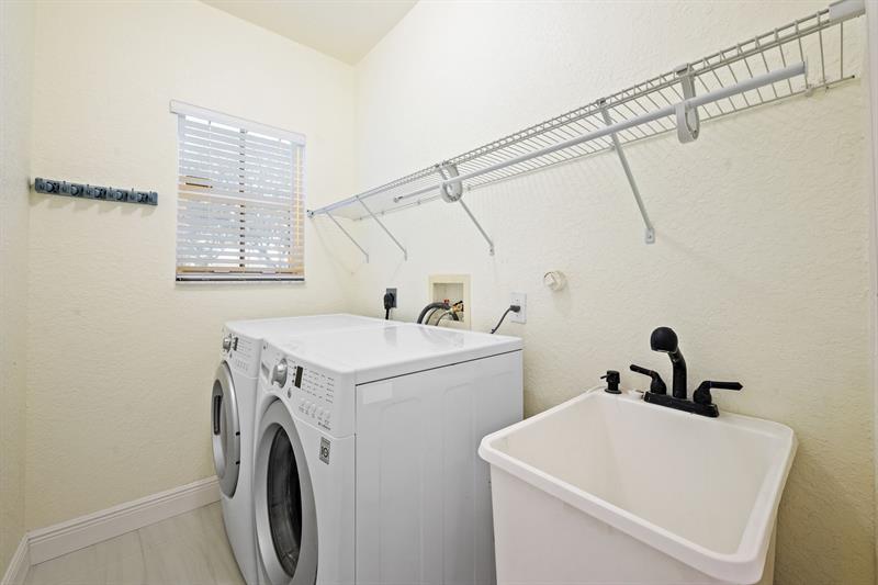 Image 25 of 28 For 18894 29th Ct