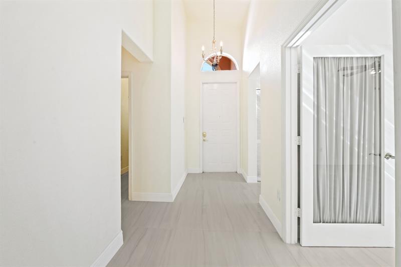 Image 7 of 28 For 18894 29th Ct