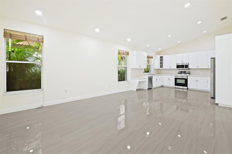 Image 9 of 28 For 18894 29th Ct