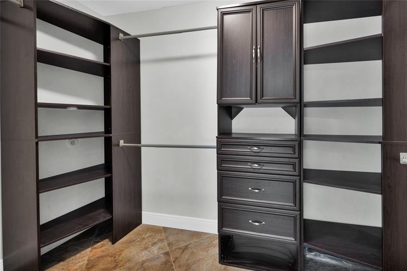 Image 15 of 28 For 8949 45th Court