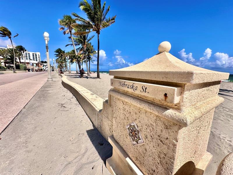 Image 9 of 13 For 2205 Surf Rd