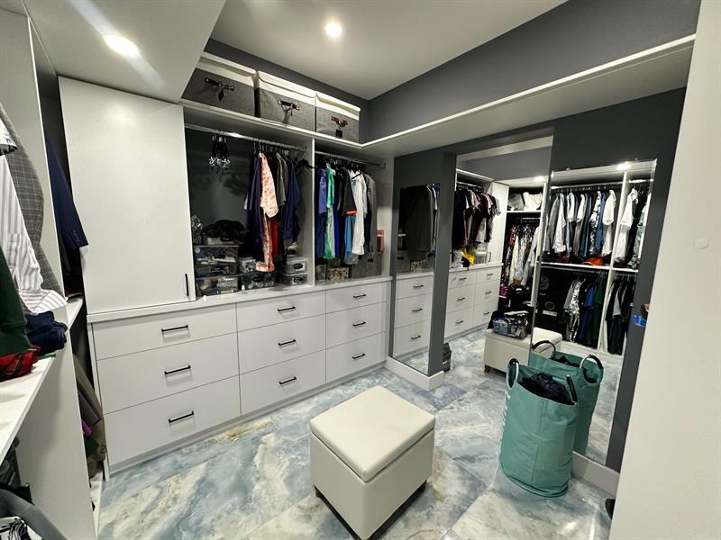 Image 10 of 25 For 2203 Surf Rd