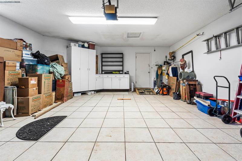 Image 53 of 57 For 476 Palm Aire Dr