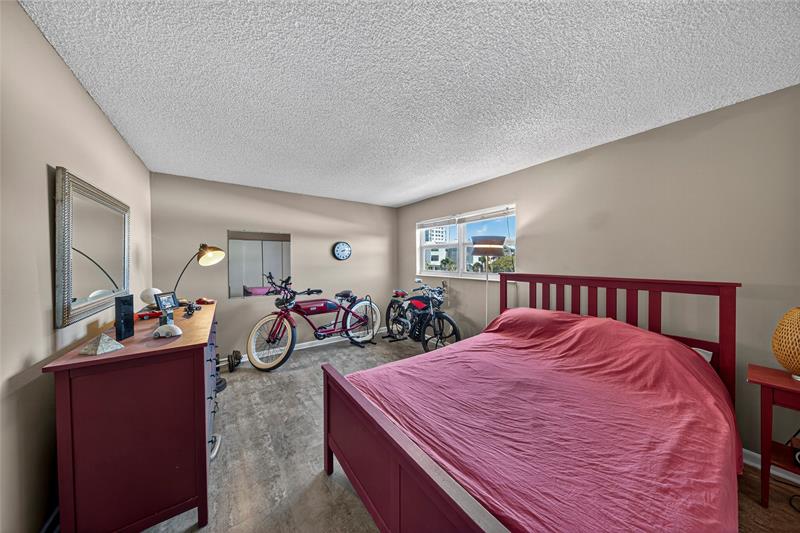 Image 17 of 35 For 2840 14th Street  311a