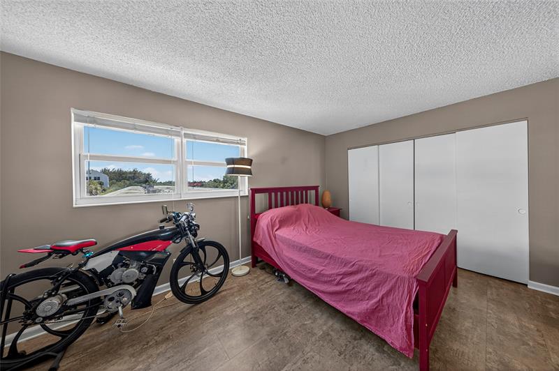 Image 19 of 35 For 2840 14th Street  311a