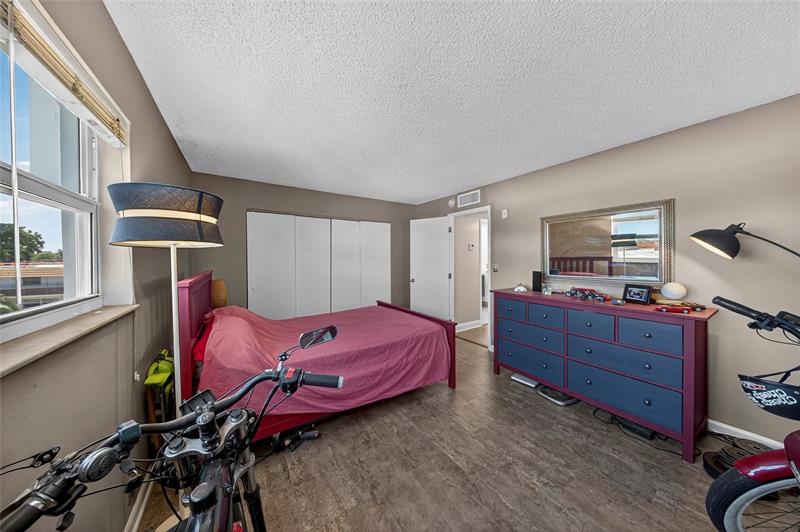 Image 20 of 35 For 2840 14th Street  311a