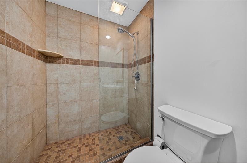 Image 23 of 35 For 2840 14th Street  311a