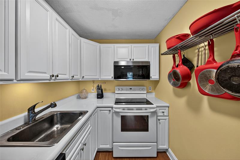 Image 6 of 35 For 2840 14th Street  311a