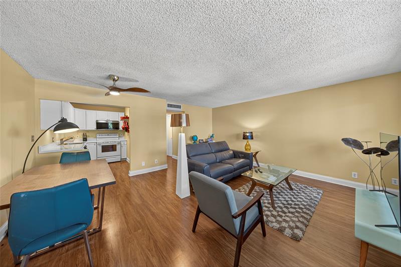 Image 8 of 35 For 2840 14th Street  311a