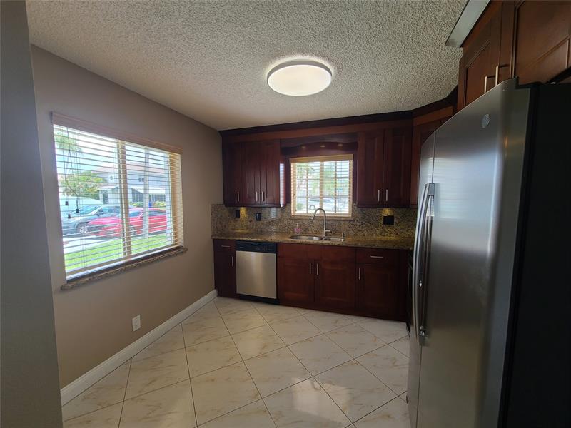 Image 28 of 55 For 1427 48th Ter