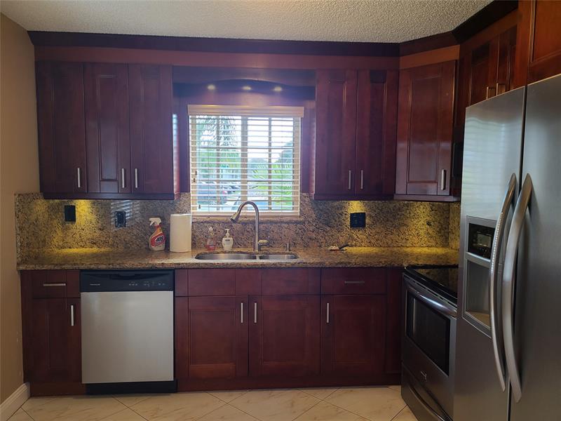 Image 29 of 55 For 1427 48th Ter