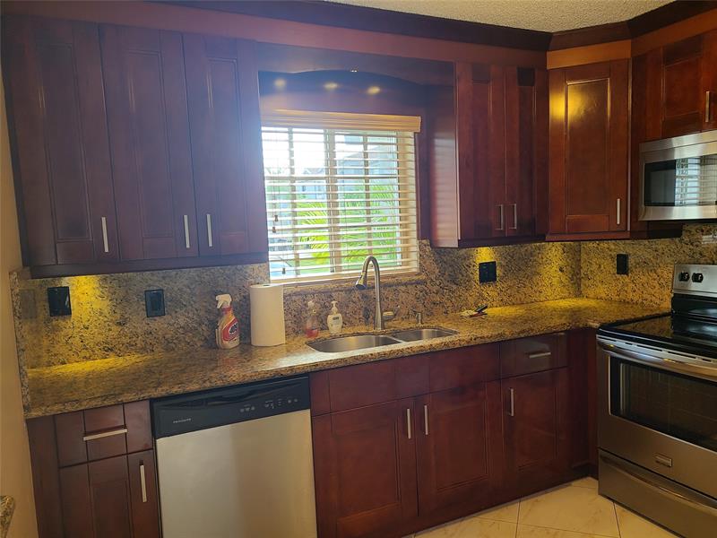 Image 30 of 55 For 1427 48th Ter