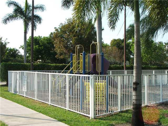 Image 40 of 55 For 1427 48th Ter