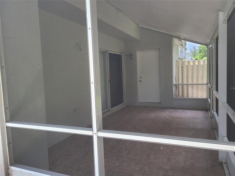 Image 9 of 55 For 1427 48th Ter