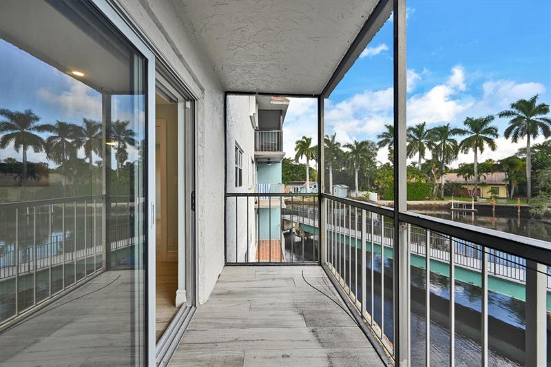 Image 21 of 38 For 1752 3rd Ter  217c