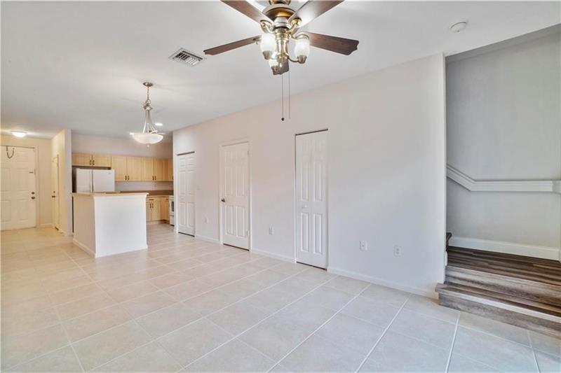 Image 6 of 25 For 6373 Landings Way