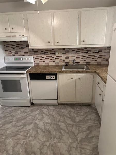 Image 2 of 13 For 7831 Colony Cir #203