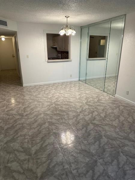 Image 4 of 13 For 7831 Colony Cir #203