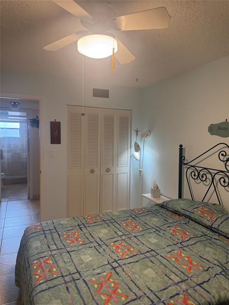 Image 11 of 25 For 3940 42nd Ave  312