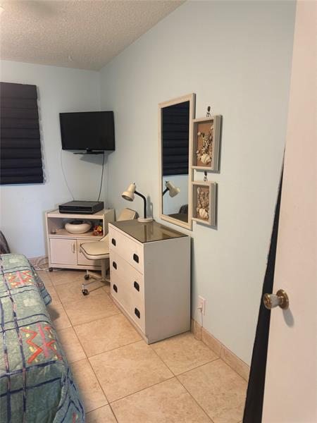 Image 13 of 25 For 3940 42nd Ave  312