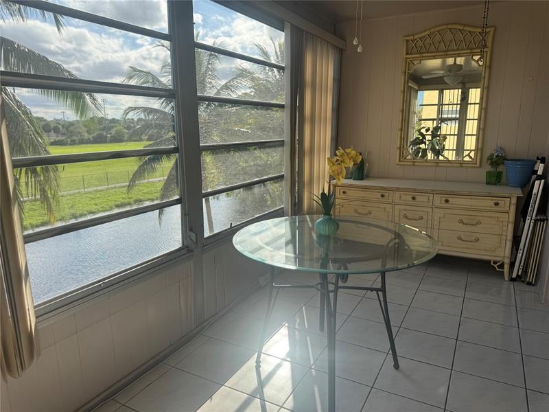 Image 2 of 25 For 3940 42nd Ave  312